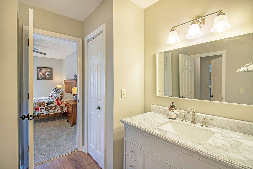 Private Hot Tub and Resort Amenities Included! in Massanutten, Blue Ridge Mountains