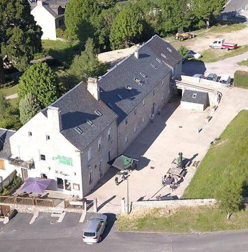 Large Double Room in Peyre-en-Aubrac, Région de Mende