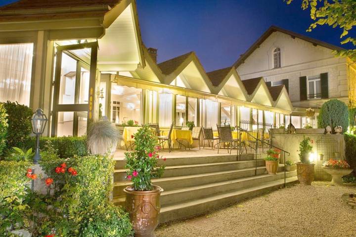 Hôtel, avec Terrasse et Jardin