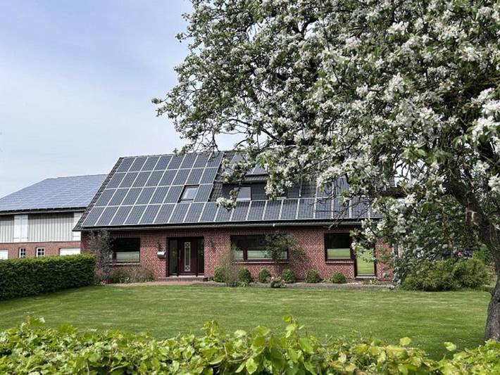 Ferienwohnung für 3 Personen, mit Balkon und Balkon/Terrasse sowie Terrasse und Sauna in Langenhorn