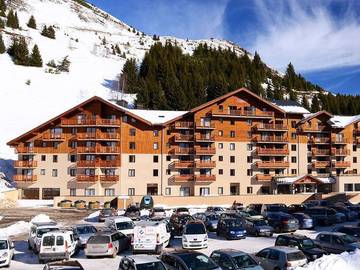 Camping pour 4 personnes, avec balcon et sauna, animaux acceptés dans l' Isère