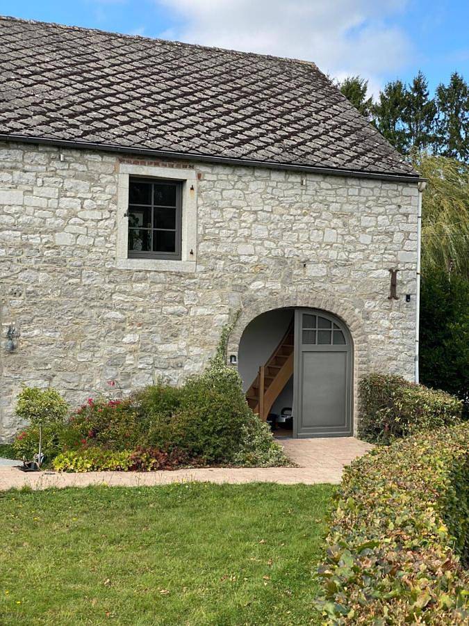 Maison de vacances pour 4 personnes, avec vue et jardin à Mettet