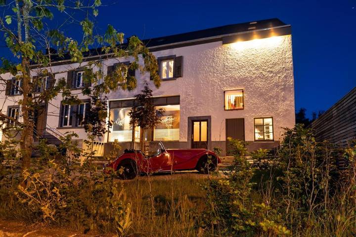 Location de vacances pour 2 personnes, avec jardin ainsi que terrasse et sauna à Beaufort (Luxembourg)