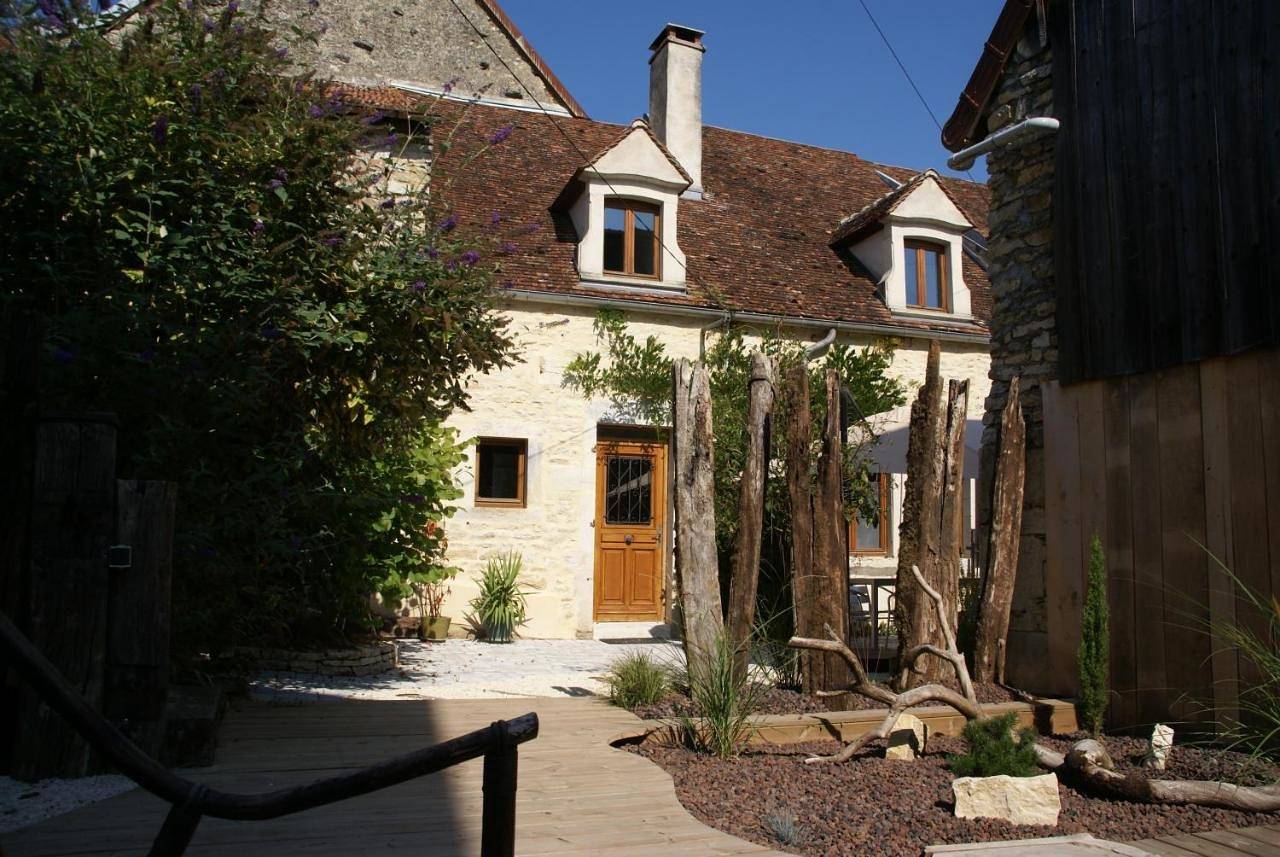 Gîte des remparts in Bèze (homonymie), Région de Dijon