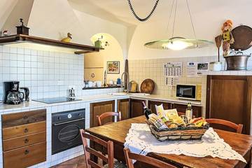 Gîte pour 6 personnes, avec terrasse à Lucinasco