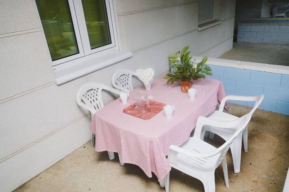 Apartamento entero, Apto con vistas al mar y piscina- La Arena 4105 in Arnuero, Costa de Cantabria