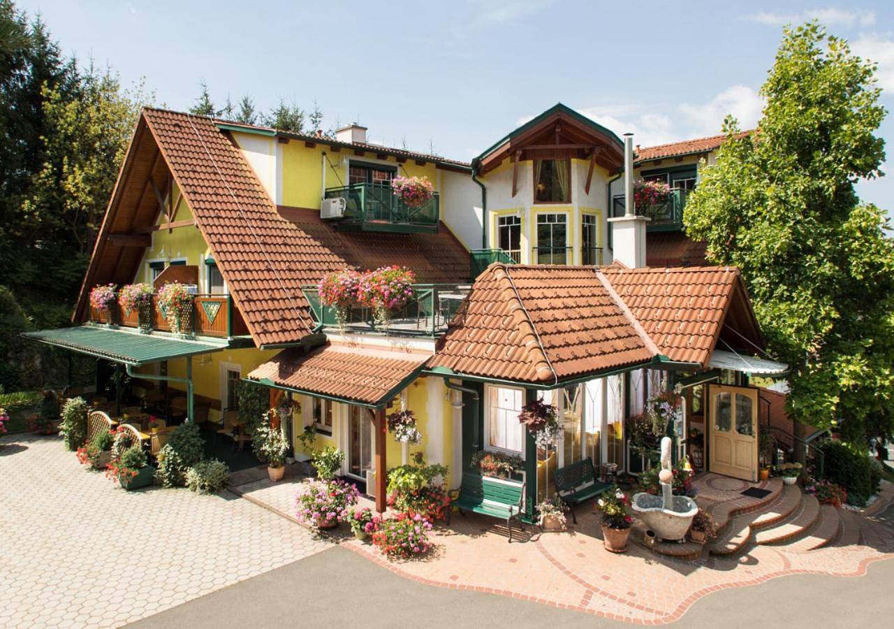 Thermenhof Puchasplus Loipersdorf in Jennersdorf, Bezirk Jennersdorf