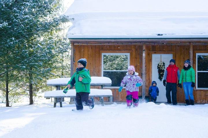 Parc de vacances pour 4 personnes, avec piscine et balcon à Bromont - 4