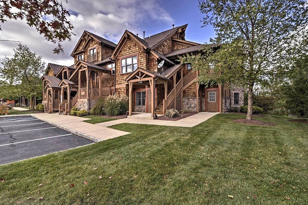 Ganze Wohnung, Komfortables Zuhause in der Nähe von Mountain Creek & Golf! in Mountain Creek