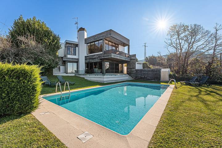 Casa de vacaciones para 10 personas, con jardín además de piscina y balcón - 1