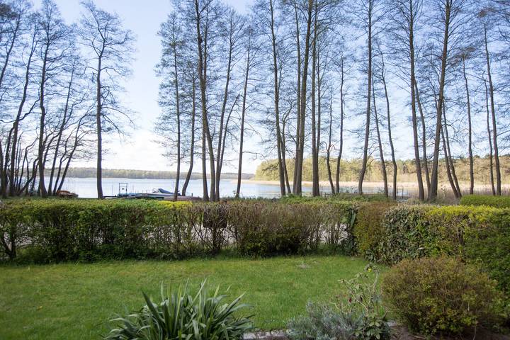 Ferienhaus für 8 Personen, mit Terrasse und Garten sowie Sauna und Seeblick in Jabel - 2