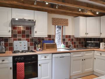 Holiday Rental for 5 People in Herefordshire, West Midlands, Photo 4