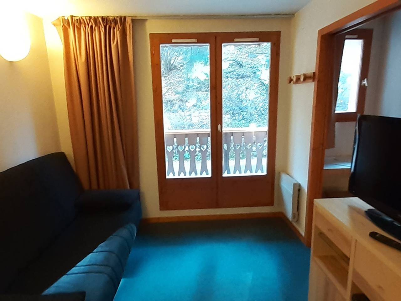 Apartamento entero, Estudio cabina céntrico para 4 pers, balcón in Valfréjus, Modane