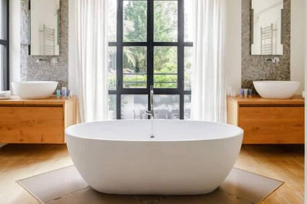\"Bramafam\"Luxe Property. 2Hectar garden. Close To Cannes/Valbonne.Vat Included ! in Châteauneuf-Grasse, Cannes region