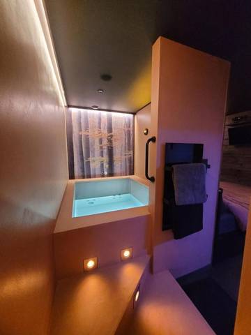 Maison d’hôte pour 2 personnes, avec jacuzzi et sauna dans Francorchamps