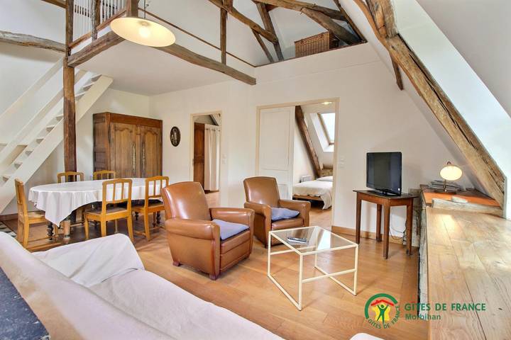Gîte pour 5 personnes, avec Jardin et Piscine à Pluneret
