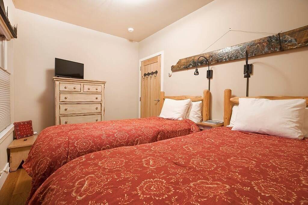 Ganze Wohnung, Telluride Gold: 2bd/2.5bth Steps to the gondola! in Telluride, Telluride Ski Resort