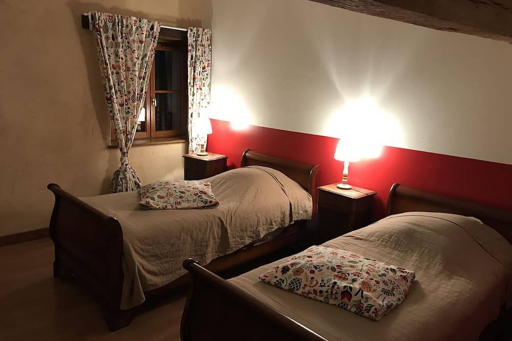 Mini Center Parcs privé – Gîtes 21 pers. Avec piscine couverte, sauna & hammam in Usson-du-Poitou, Vienne (France)