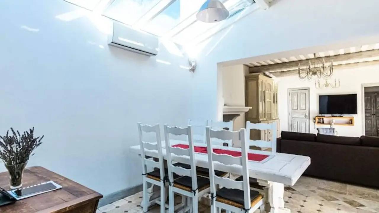 Appartement de vacances entier, Ferienwohnung für 2 Personen (80 m²) in Lagnes in Lagnes, Parc naturel régional du Luberon