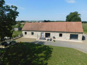 Gîte pour 6 personnes, avec vue et jardin à Mesnil-Clinchamps