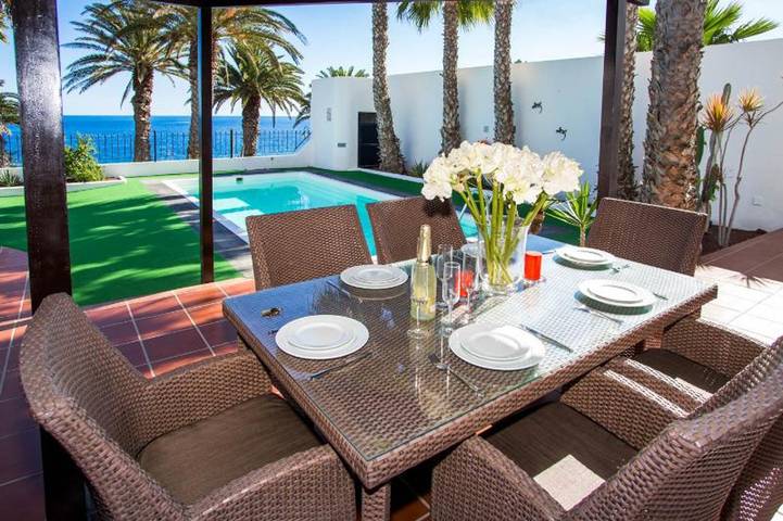 Villa for 8 people, with pool in Costa Teguise