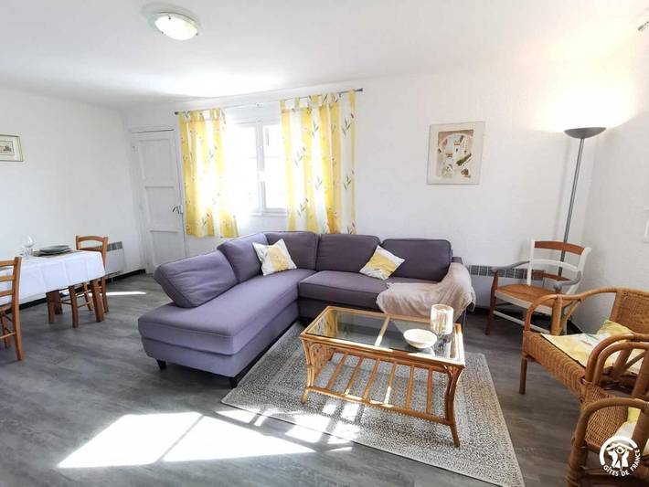 Location de vacances pour 2 personnes, avec piscine et jardin à Trouillas - 4