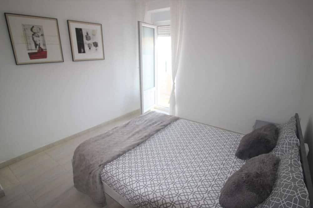 Apartamento entero, Apto con 2 dormitorios en Ajo - El Faro 12008 in Bareyo, Costa de Cantabria