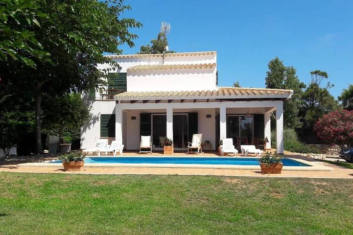 Villa für 6 Personen, mit Balkon und Garten - 1