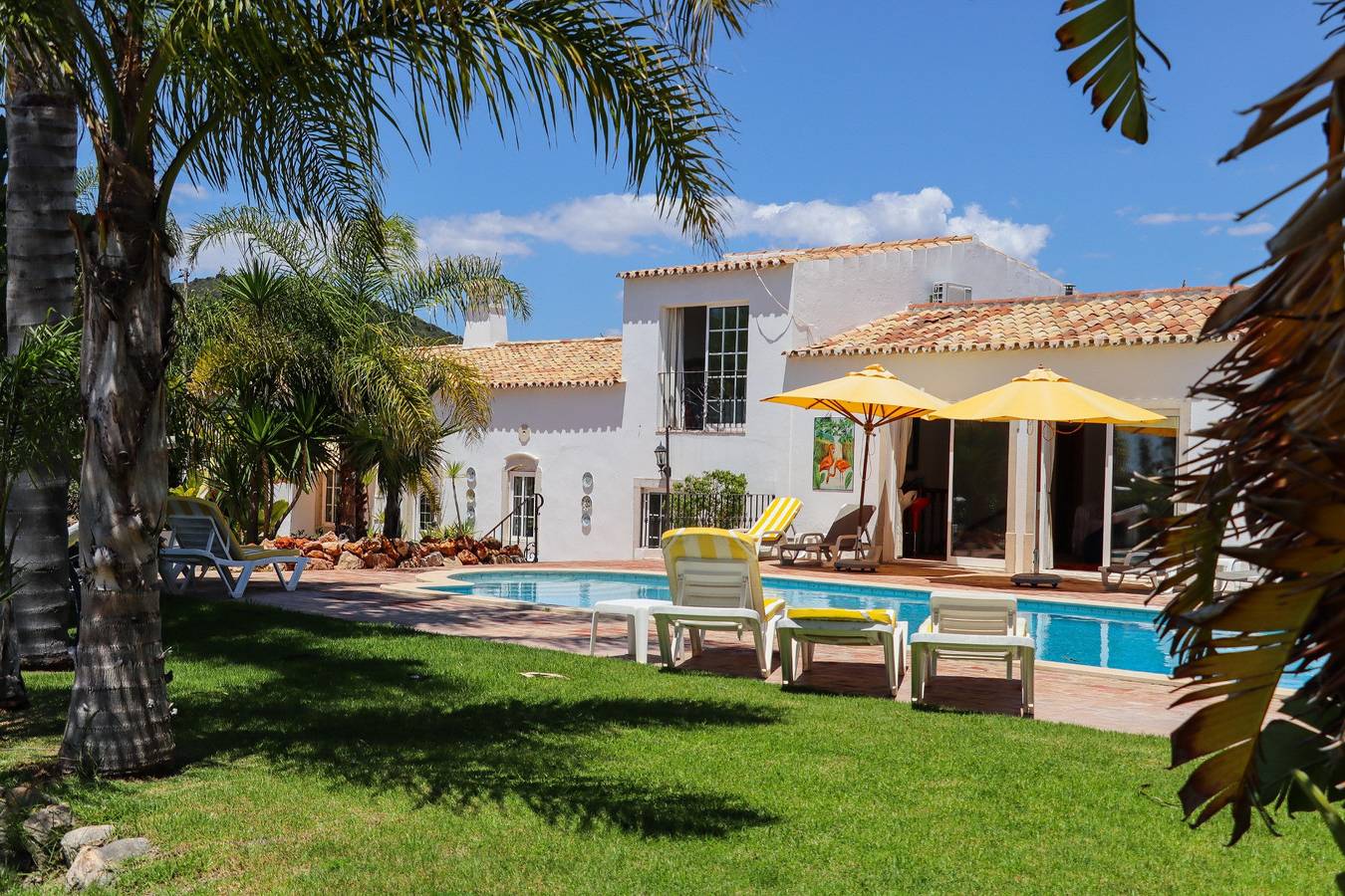 Idyllic Farm House with huge Garden for 14Pax in Loulé (São Clemente), Faro Distrikt