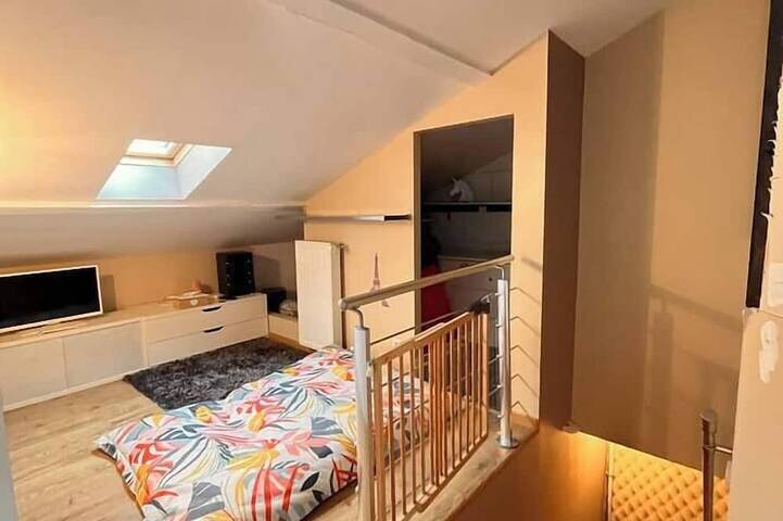 Gîte pour 8 personnes, avec jardin à Abrest - 2