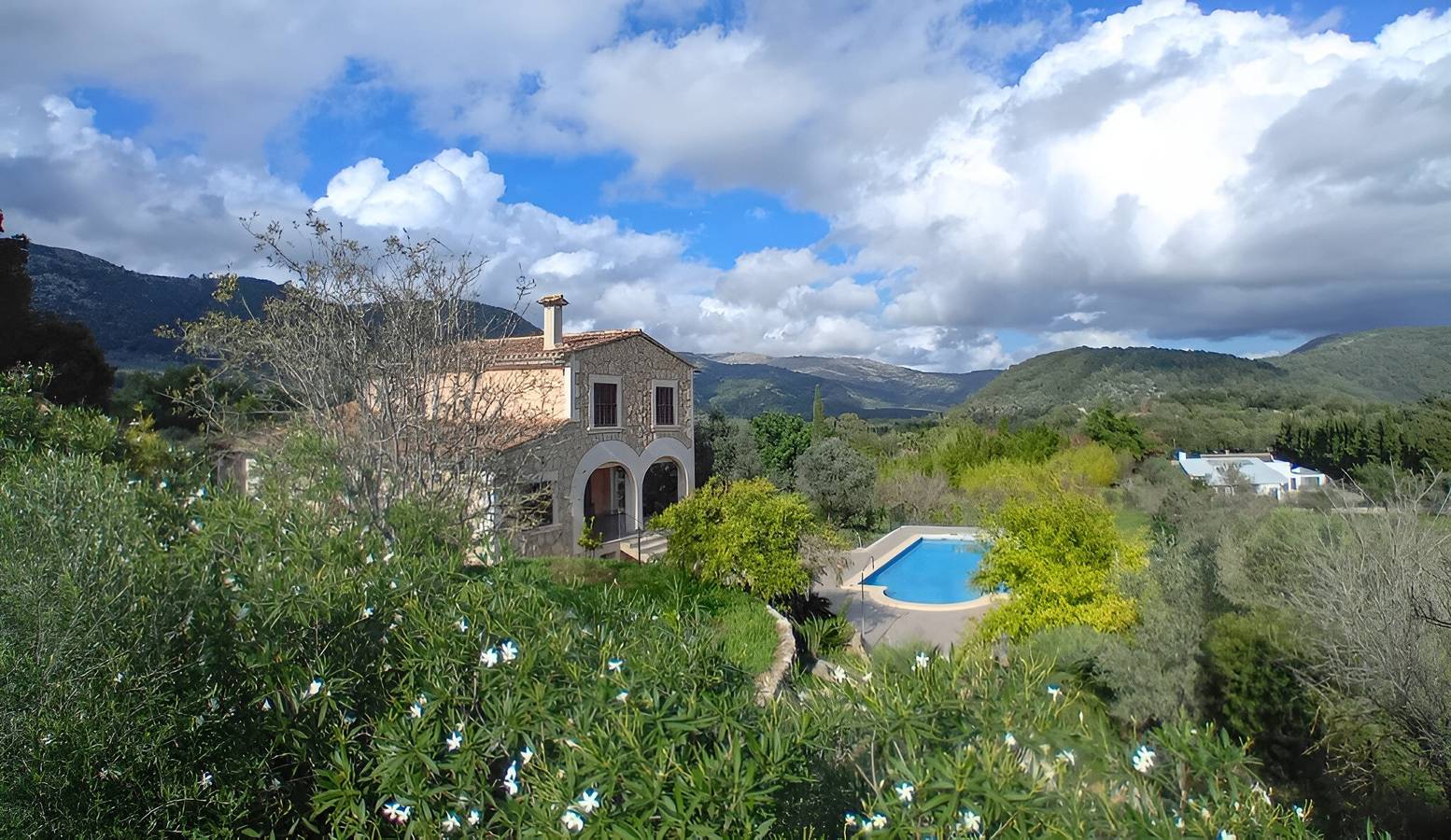 Maison de vacances 'Pla De Ses Rotes' avec vue sur les montagnes, Wi-Fi et climatisation in Campanet, Majorque l'intérieur des terres