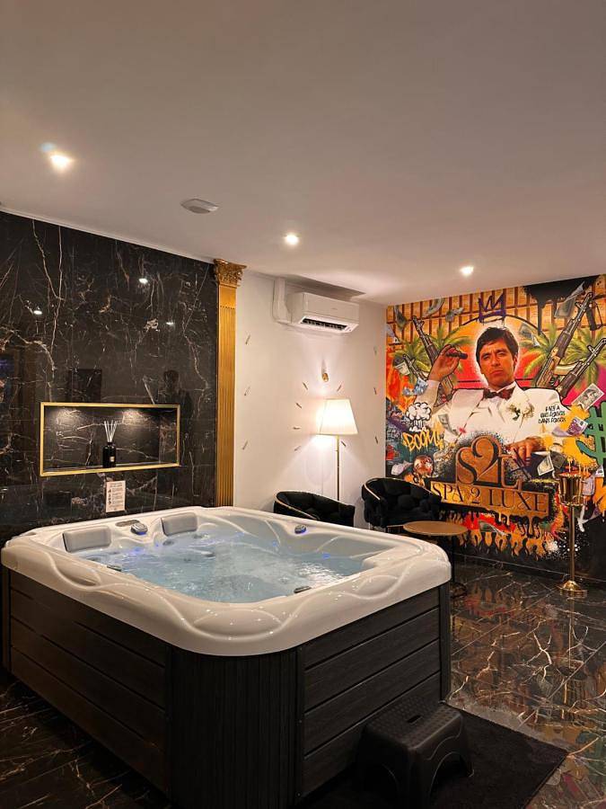 Chambre d’hôte pour 2 personnes, avec Jacuzzi ainsi que Terrasse et Jardin