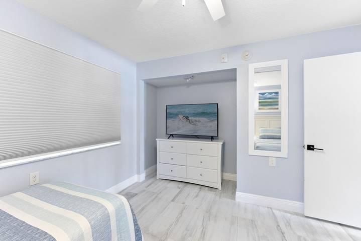 Vacation rental for 6 people, with pool and balcony in Satellite Beach