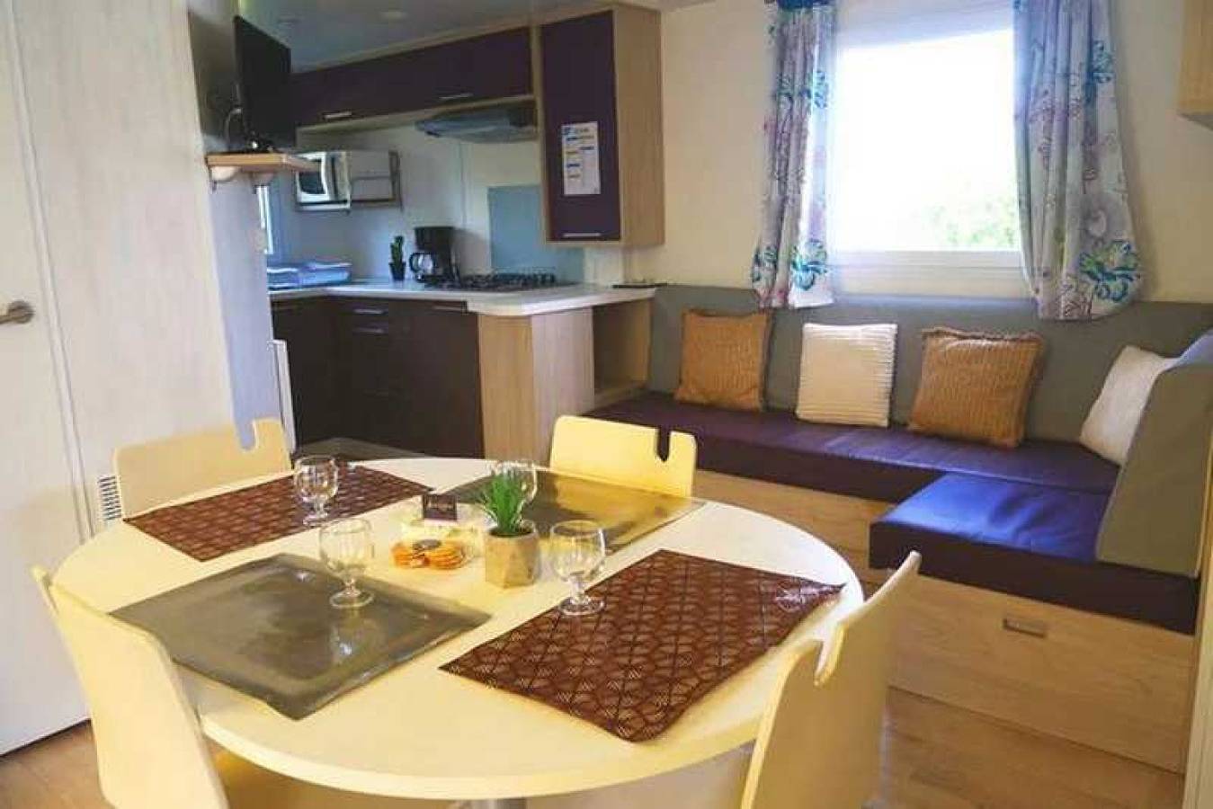 Camping 4 étoiles - Piscine  - ccbbbg0 in La Forêt-Fouesnant, Region de Quimper