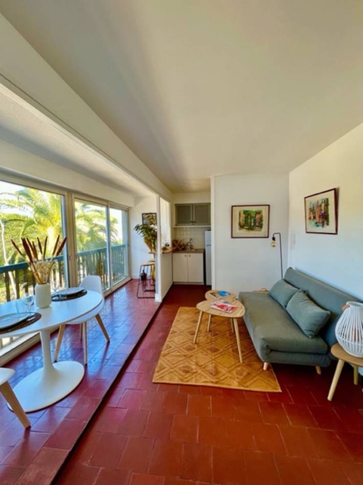 Ferienwohnung für 2 Personen, mit Pool und Terrasse in Saint-Tropez - 2