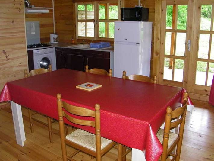 Chalet pour 7 personnes, avec piscine et terrasse dans le Lot - 3