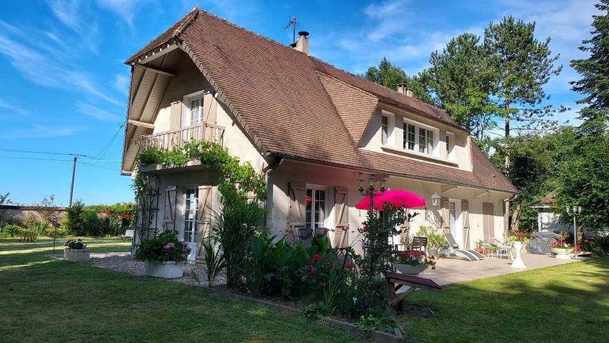 Location de vacances pour 6 personnes, avec Balcon ainsi que Terrasse et Vue dans Abondant