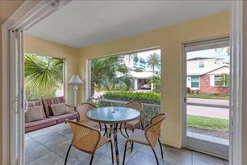 Villa for 5 Guests in Siesta Key, Sarasota County, Picture 2