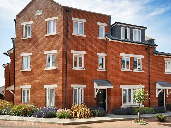 Log cabin for 4 people in Weymouth