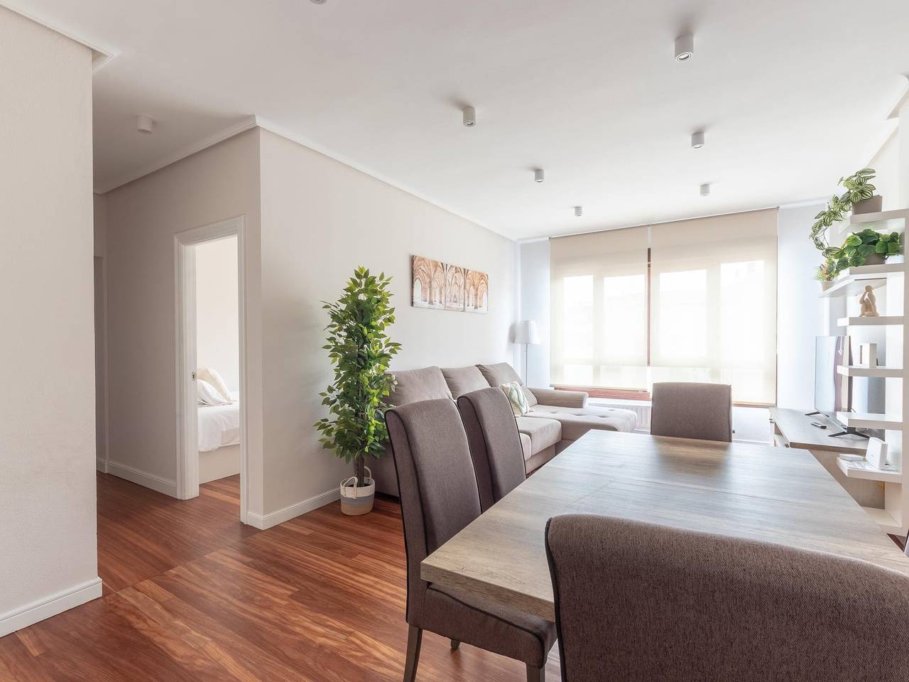 Entire holiday apartment, Bright and brand new in Las Arenas in Getxo, Basque Coast (Spain)