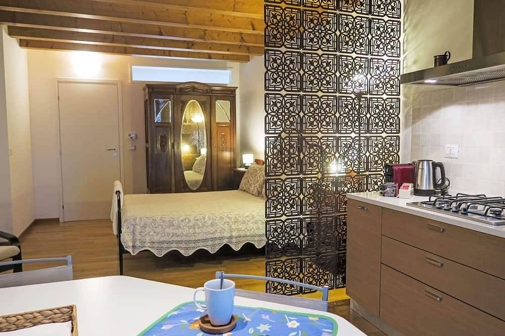 Apartamento entero, Precioso apartamento para 2 personas con Tv, terraza y aparcamiento in Cividale del Friuli, Provincia d'Udine