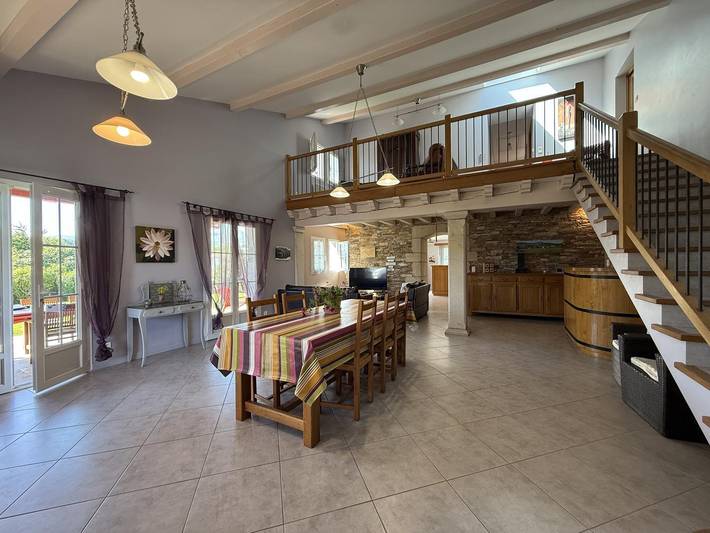 Gîte pour 6 personnes, avec Terrasse et Jardin à Souraïde - 2
