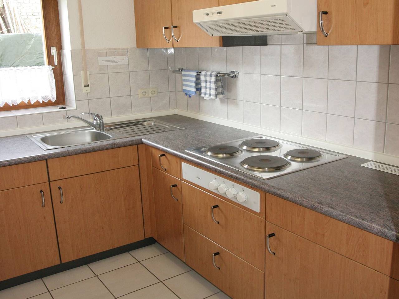 Ganze Wohnung, Ferienwohnung 'Typ B 08' mit Seeblick, Gemeinschaftsgarten und Wi-Fi in Immenstaad, Immenstaad am Bodensee
