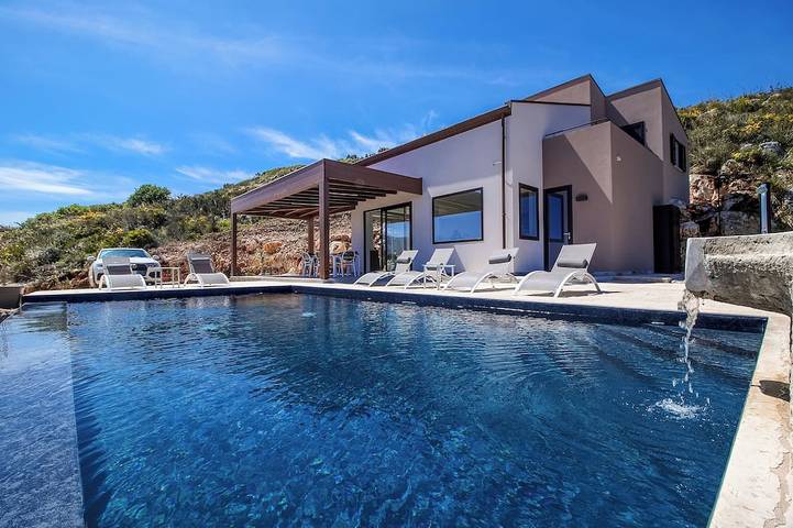 Villa für 10 Personen, mit Garten - 1