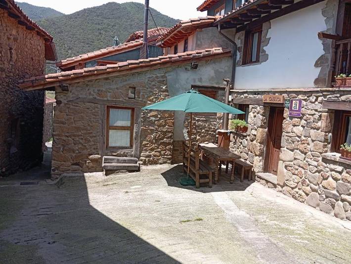 Casa rural para 2 personas, con jardín, Se admiten mascotas - 1