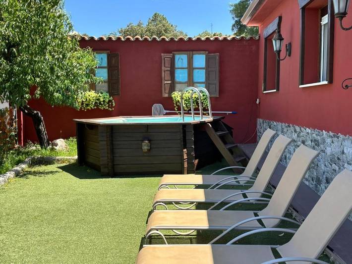 Casa de vacaciones para 8 personas, con jardín además de jacuzzi y piscina en Provincia de Ávila - 2