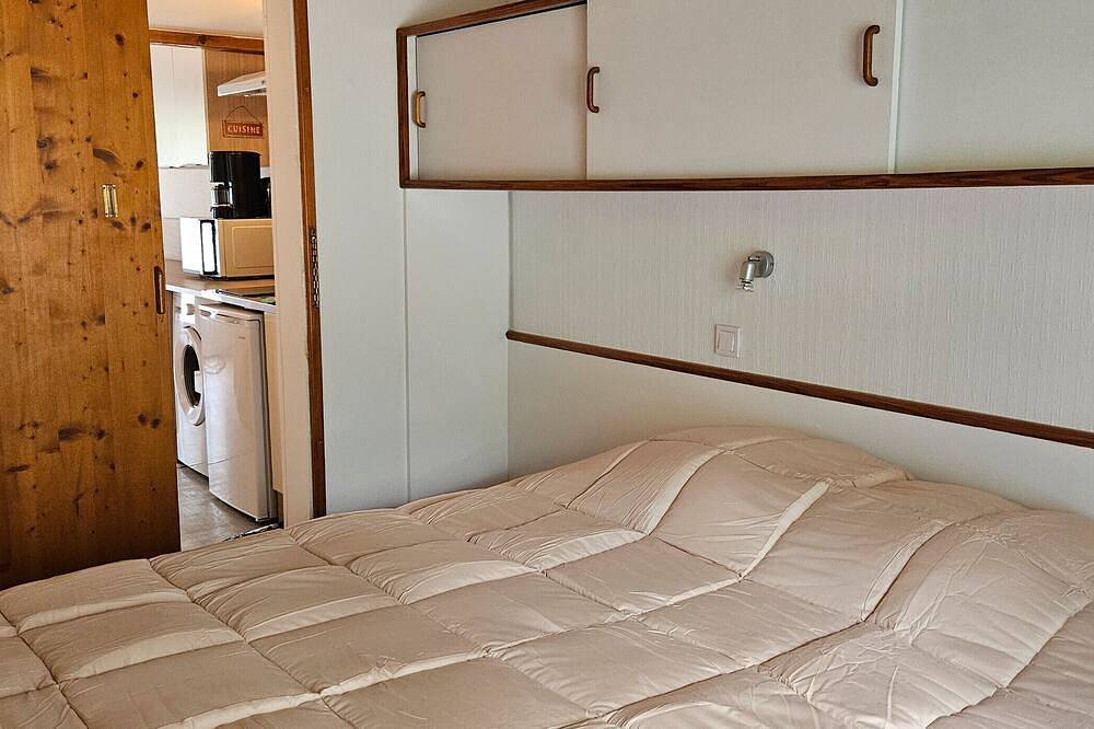 Holiday Home \"Le Hameau De La Courbière\" with Mountain View, Wi-Fi and Air Conditioning in Tarascon-sur-Ariège, Ariège