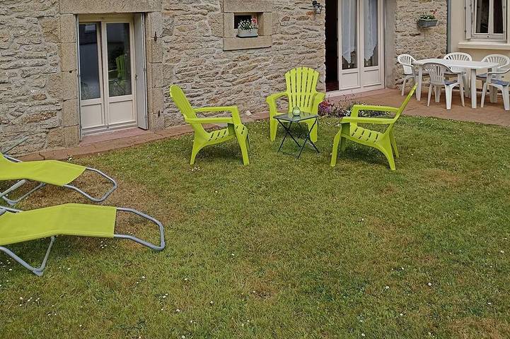 Maison de vacances pour 5 personnes, avec terrasse ainsi que jacuzzi et jardin