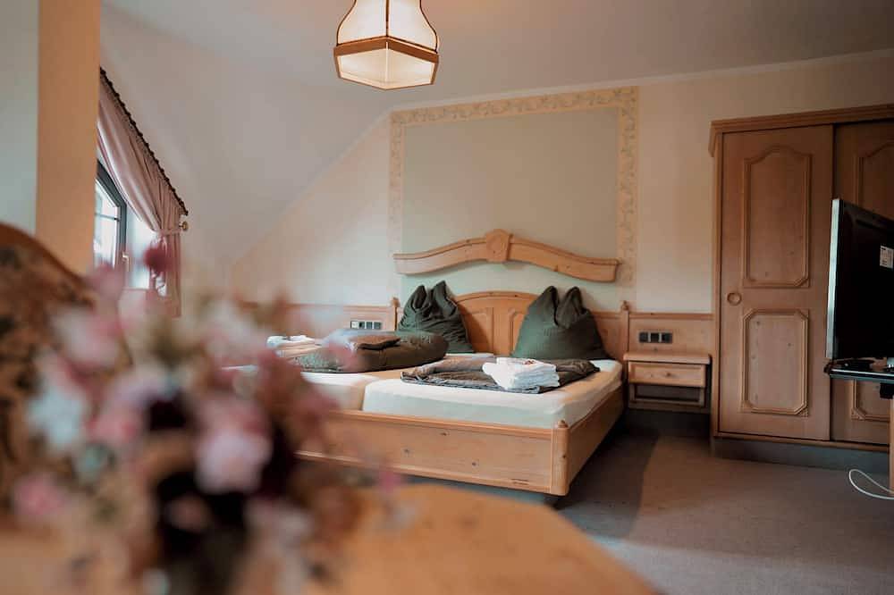 Ganze Wohnung, In & Out Boardinghaus Komfort for four Xl Zimmer in Zweifall, Stolberg