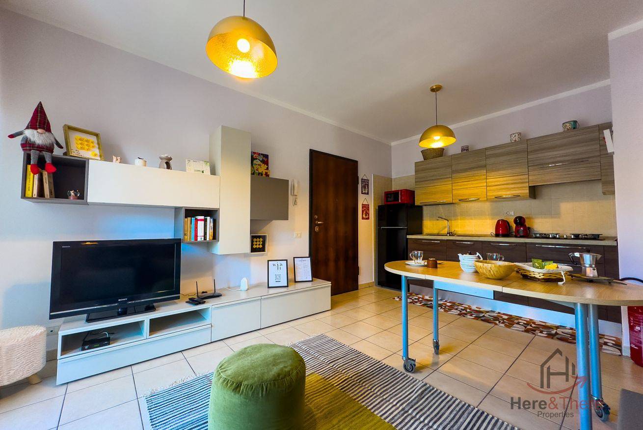 Appartamento intero, [Spiagge 400m] Free Garage • Terrace • Smart Tv in Spotorno, Riviera di Ponente